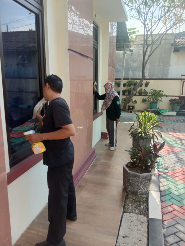kerja bakti 5